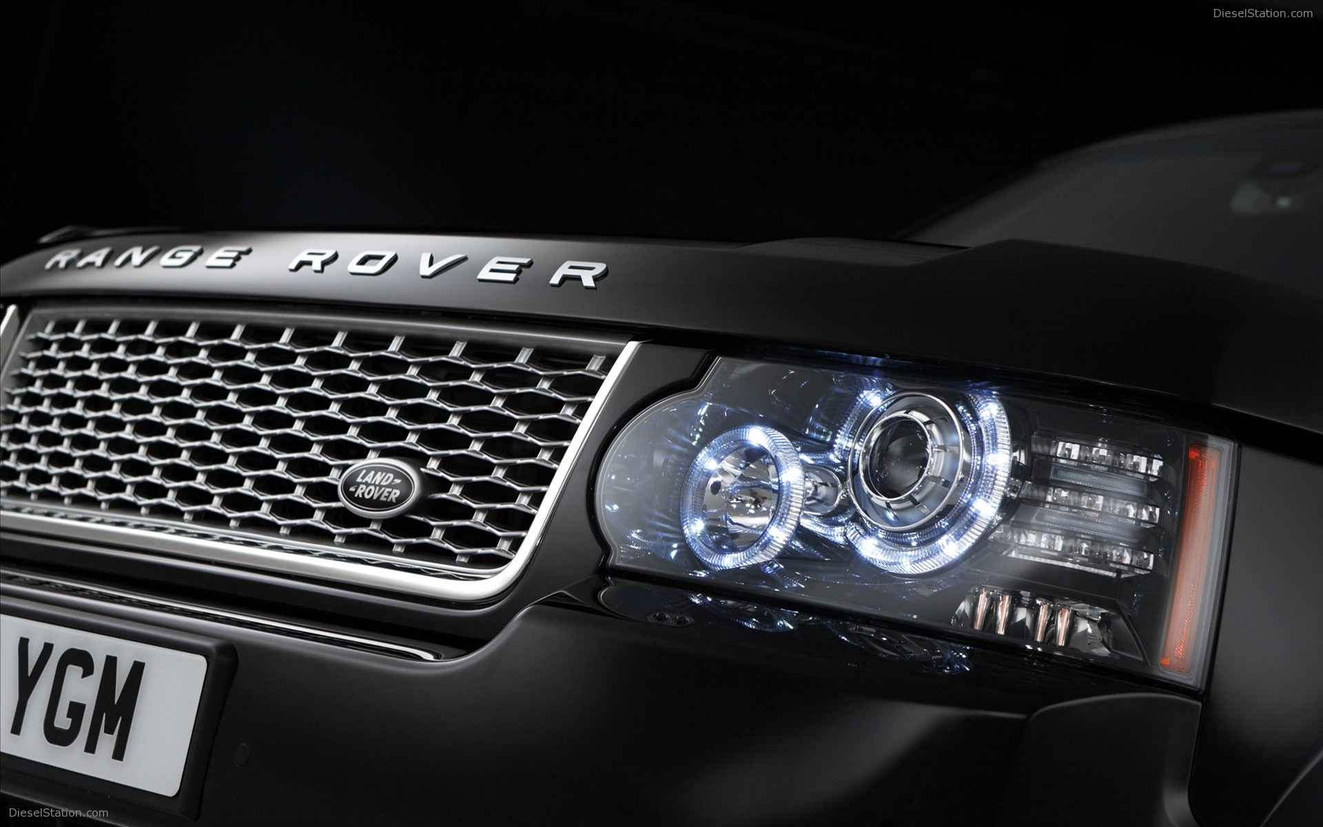 Land Rover Range Rover Black Edition 2011 Land Rover Range Rover Black Edition 2011